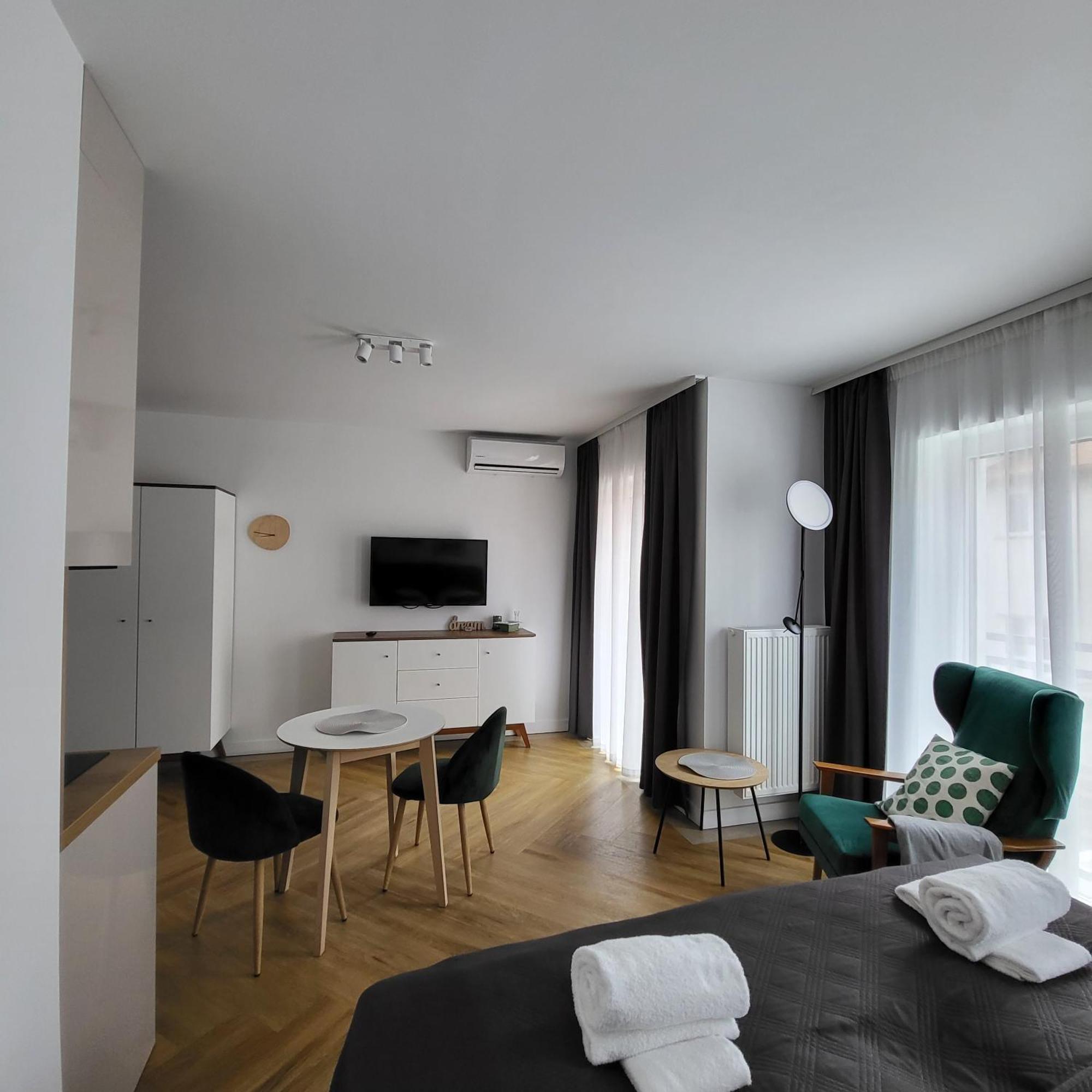 Apartamenty Julia Apartamenty Ozonowane อุสตรอเนียมอร์สเกีย ภายนอก รูปภาพ