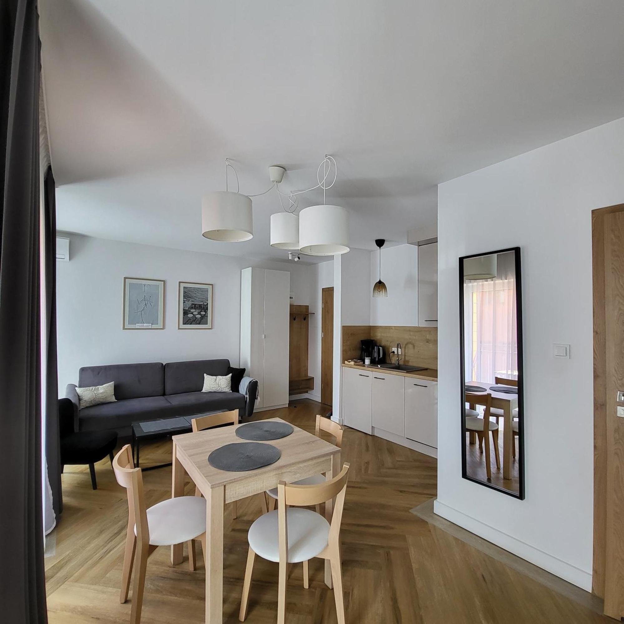 Apartamenty Julia Apartamenty Ozonowane อุสตรอเนียมอร์สเกีย ภายนอก รูปภาพ