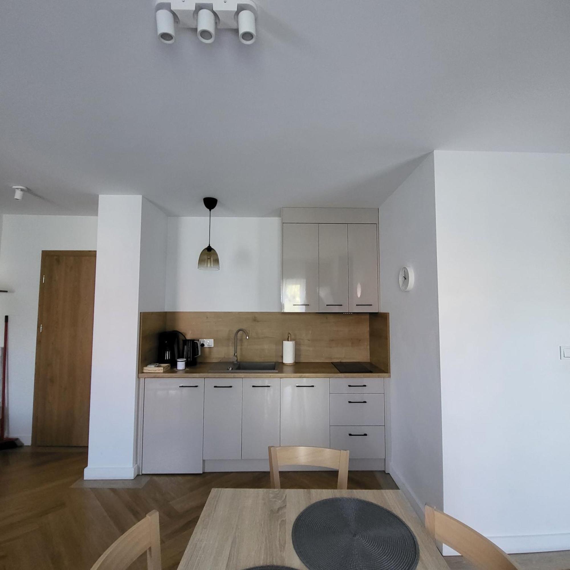 Apartamenty Julia Apartamenty Ozonowane อุสตรอเนียมอร์สเกีย ภายนอก รูปภาพ